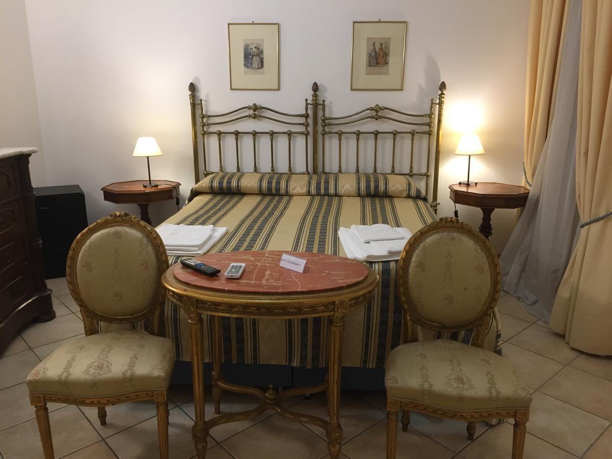 La Residenza Dei Nobili Bed & Breakfast Catanzaro Dış mekan fotoğraf
